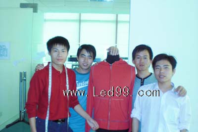 2005年吴建军在上海依拓纺织服装有限公司工作照片(图8)